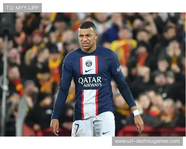 朗斯后卫萨尔20次拦截，成联赛拦截王